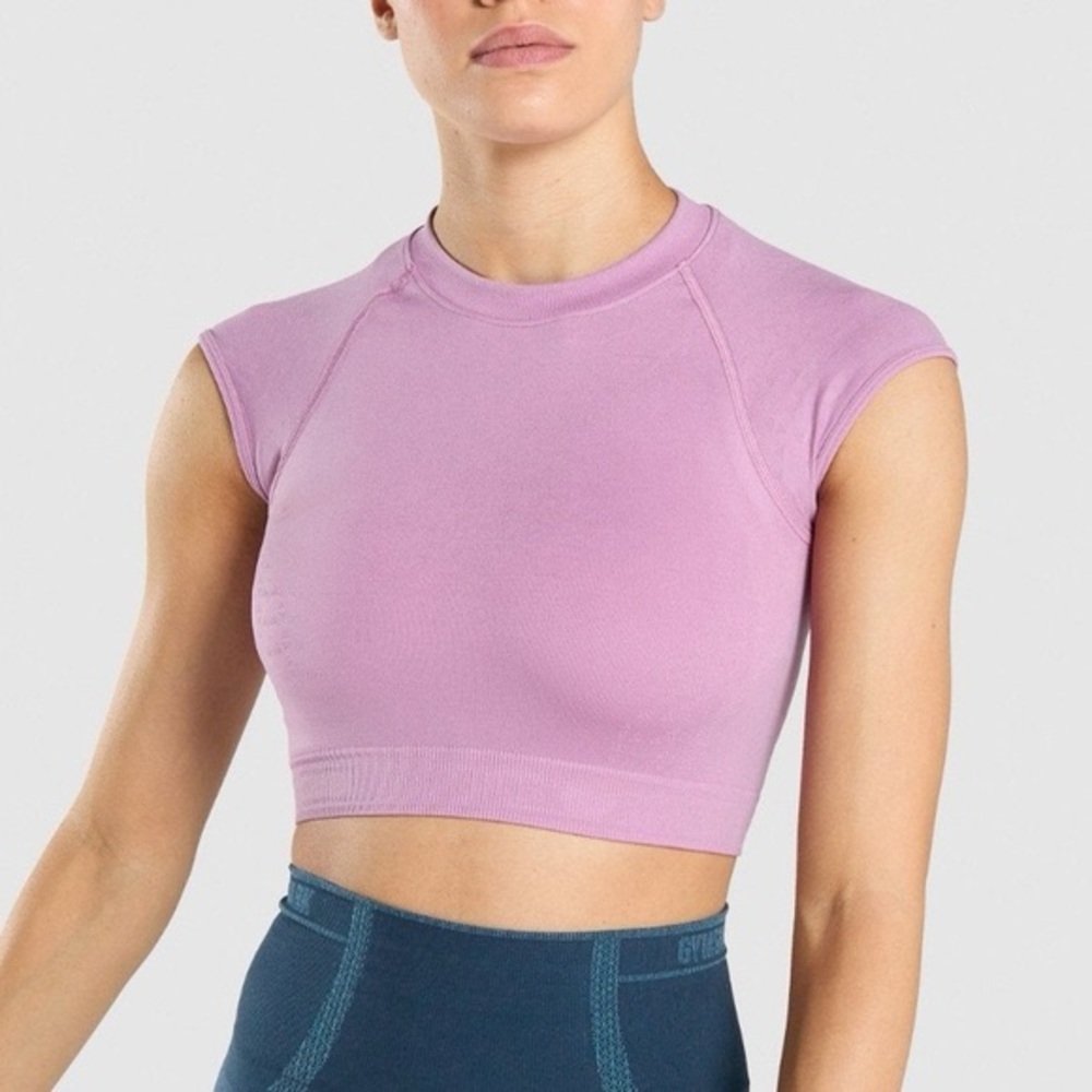 Gymshark Lavender seamless keyhole back Crop Top size adult medium